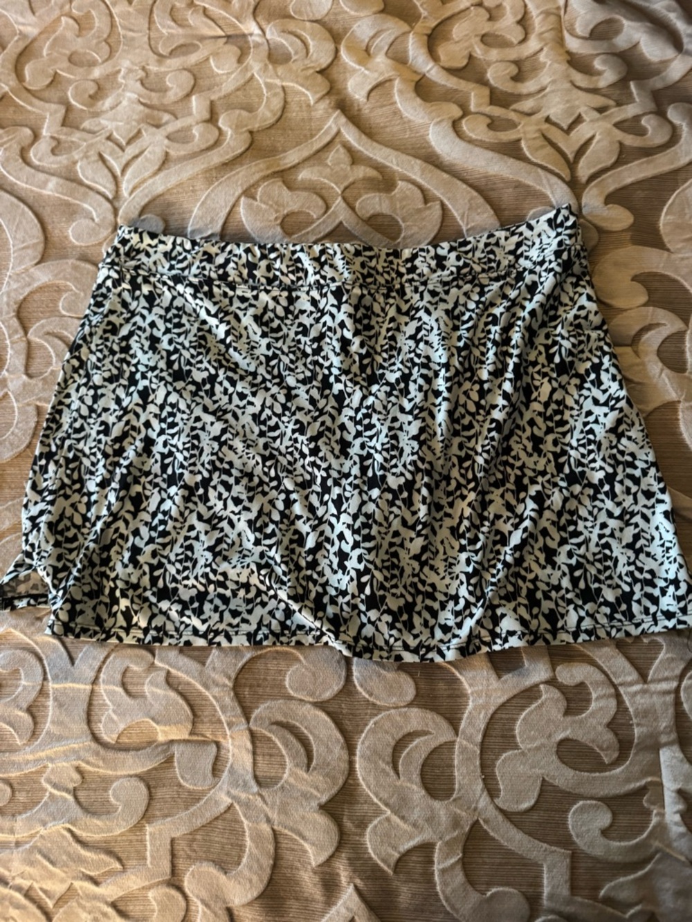 Black white and light blue floral Printed A-Line Women's Skort